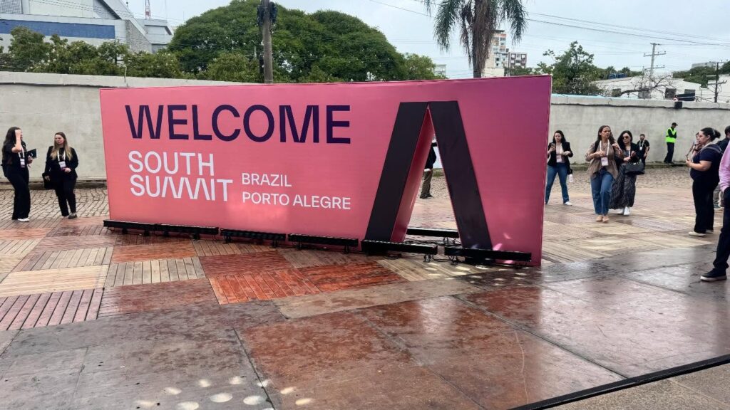 Delegação de Erechim participa do South Summit Brazil 2026 em Porto Alegre, buscando inovação, conexões e oportunidades para o desenvolvimento do município.