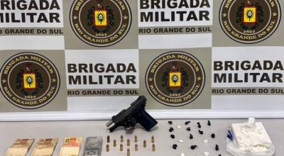 Materiais apreendidos pela Brigada Militar durante prisão por tráfico de drogas em Erechim.