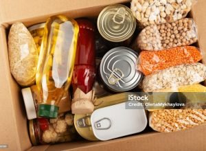 Valor da cesta básica apresentou aumento em 14 capitais brasileiras em fevereiro, segundo levantamento do Dieese.