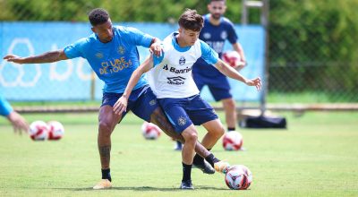 Jogadores do Gremio treinam no CT Luiz Carvalho, em Porto Alegre, durante preparação para o Grenal decisivo no Beira-Rio.